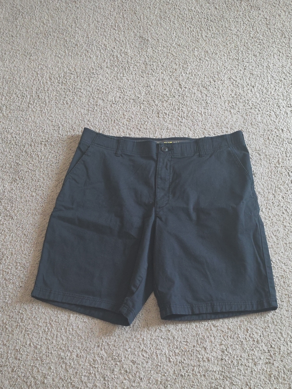 Lee Men's Navy Flat-Front Casual Shorts